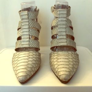 shakuhachi shoes
